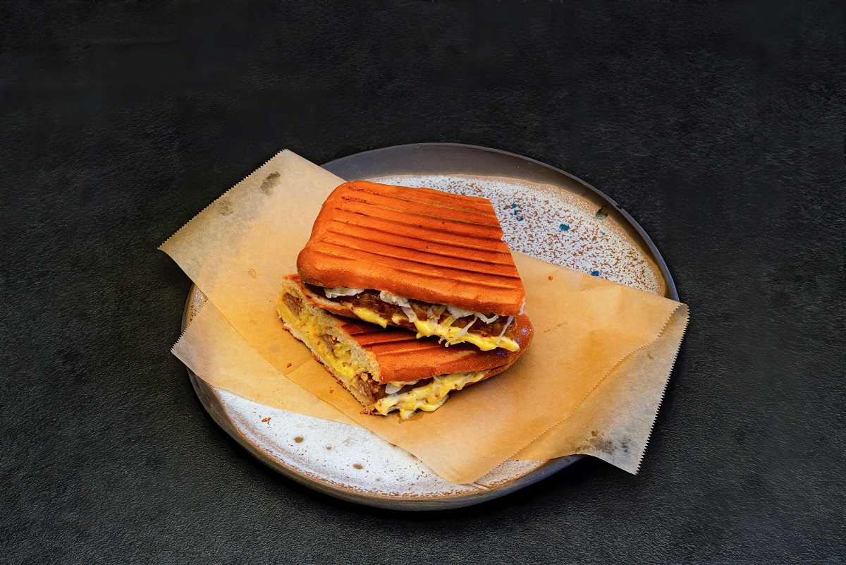 Grill kolbis szendvics